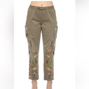 Johnny Was Floral Biya pants  Embroidered Boho Chic Color MartiniOlive sz Xs